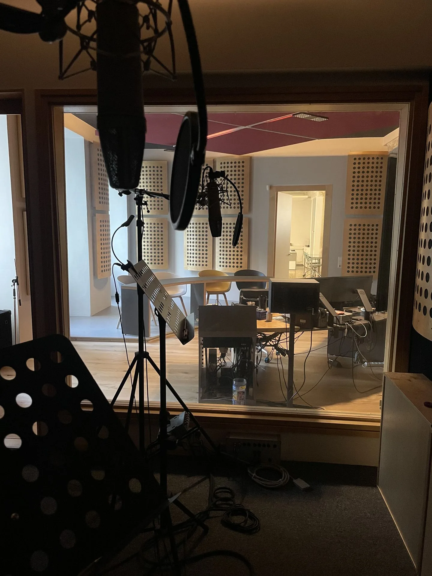 TonStudio A – Sichtkontakt zwischen Aufnahmeraum und Regie